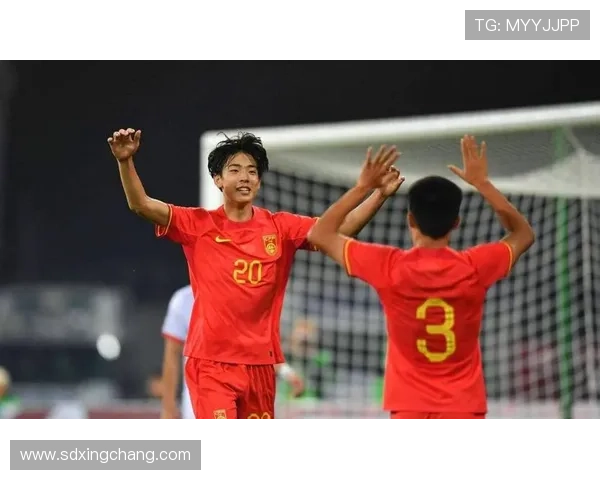 杨铭锐梅开二度国青负澳大利亚 杨铭锐梅开二度国青负澳大利亚